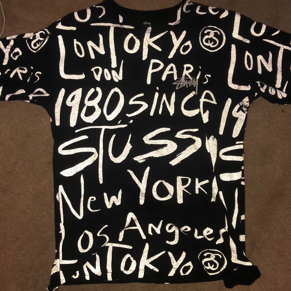 Reflective stüssy shirt